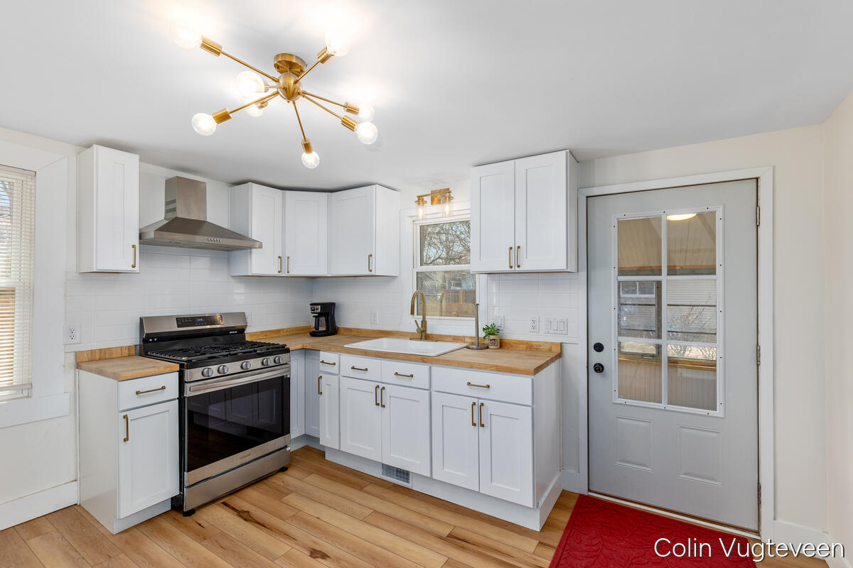 247 Strong Avenue, Muskegon, MI, 49441