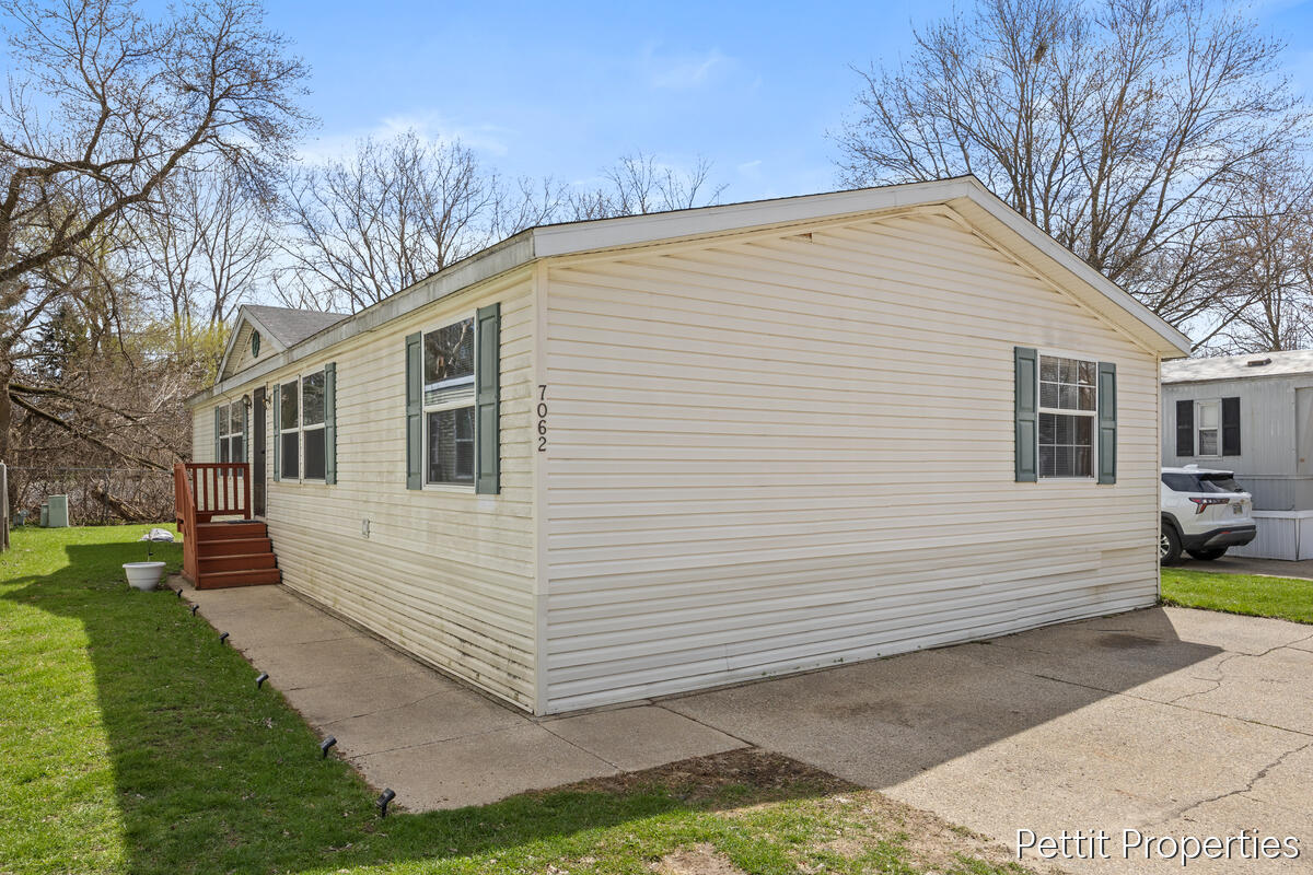 7062 Independence Lane, Grand Rapids, MI, 49548