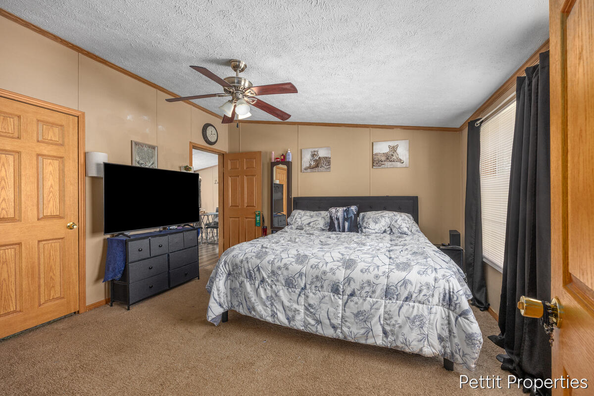 7062 Independence Lane, Grand Rapids, MI, 49548