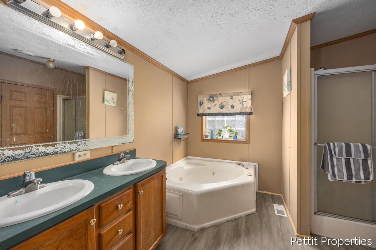 7062 Independence Lane, Grand Rapids, MI, 49548