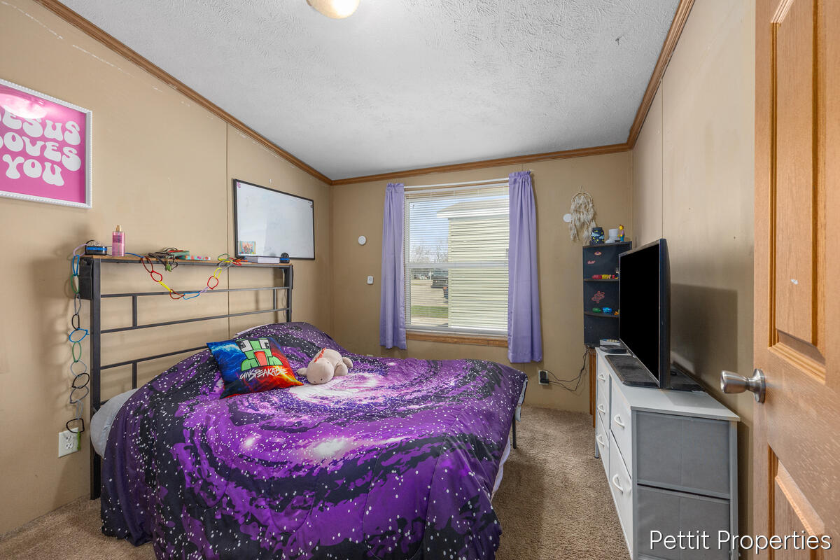 7062 Independence Lane, Grand Rapids, MI, 49548