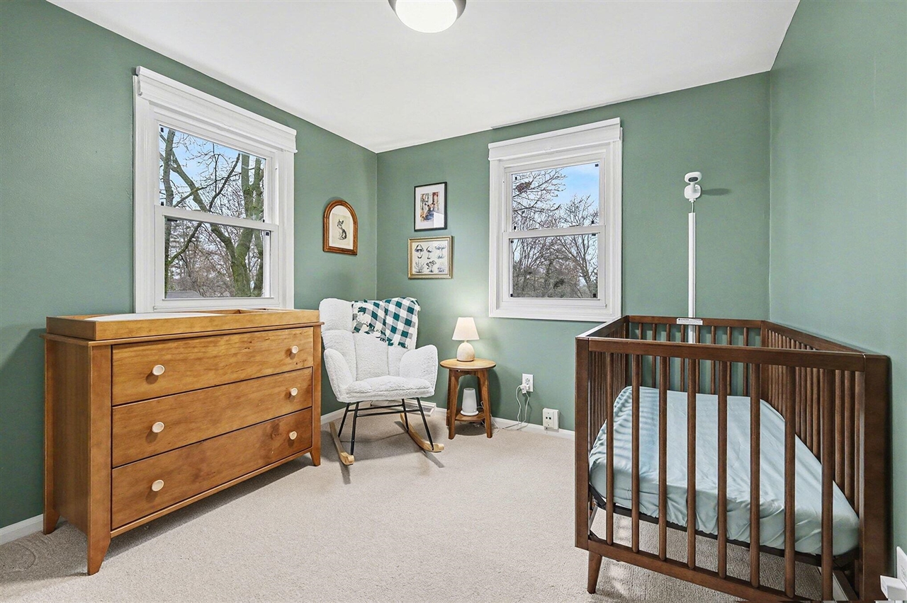 2211 Ridgewood Avenue, Grand Rapids, MI, 49546-5538