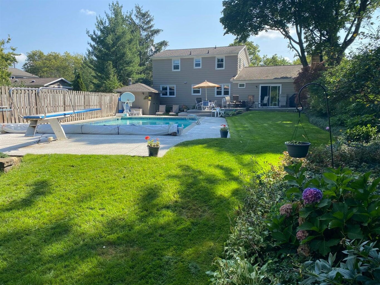 2211 Ridgewood Avenue, Grand Rapids, MI, 49546-5538