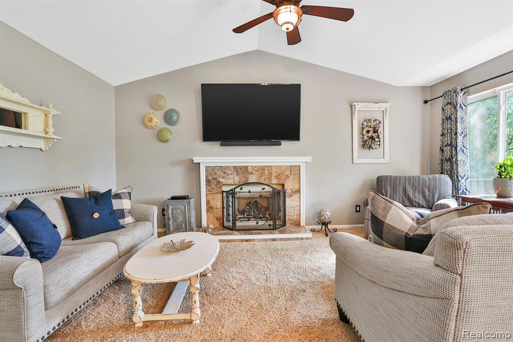 3288 Hickory Drive, Lake Orion, MI, 48359-1164