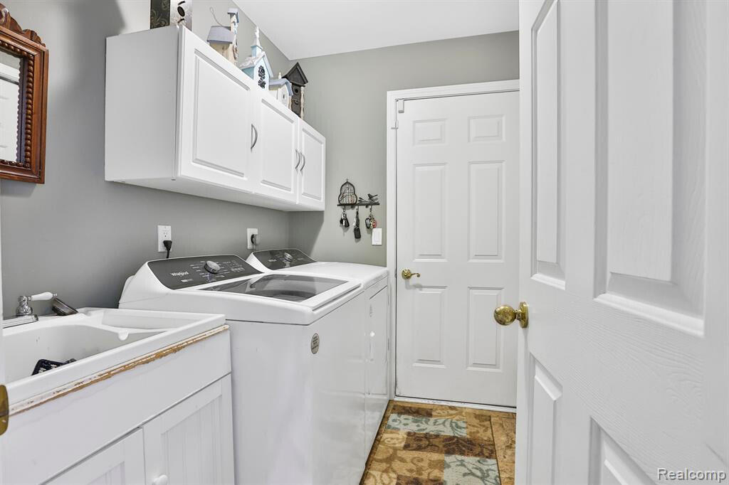 3288 Hickory Drive, Lake Orion, MI, 48359-1164