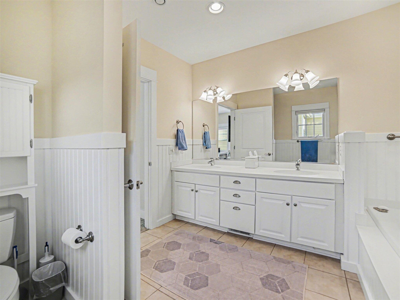 11 Georgia Court, Pentwater, MI, 49449