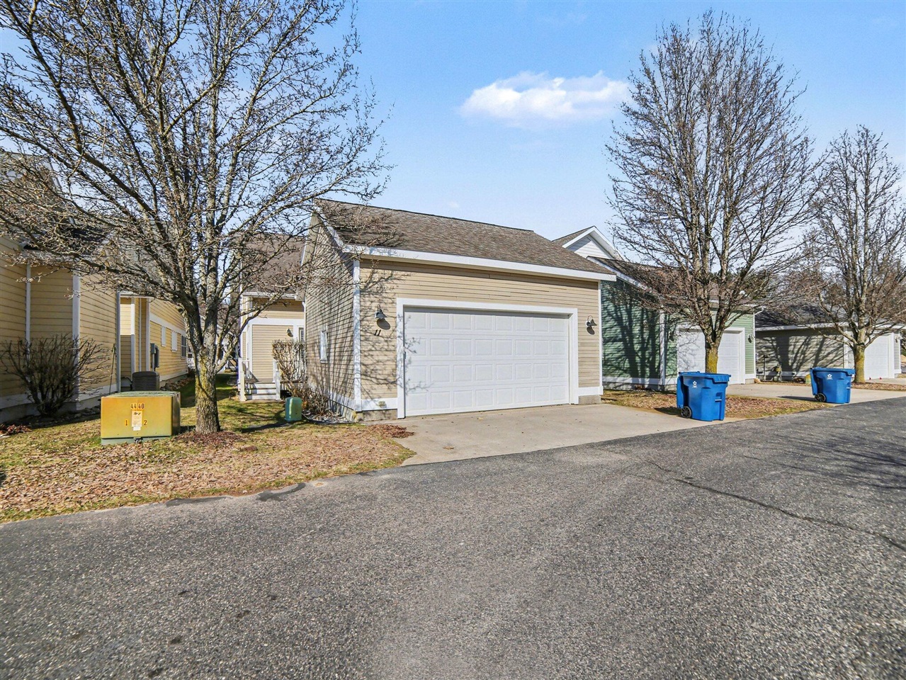 11 Georgia Court, Pentwater, MI, 49449