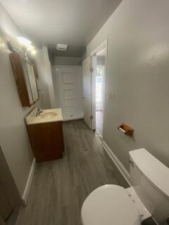 E Avenue, Lansing, MI, 48906-5547