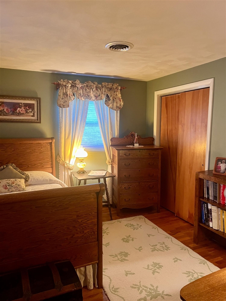 146 Squaw Creek Road, Marshall, MI, 49068-9520