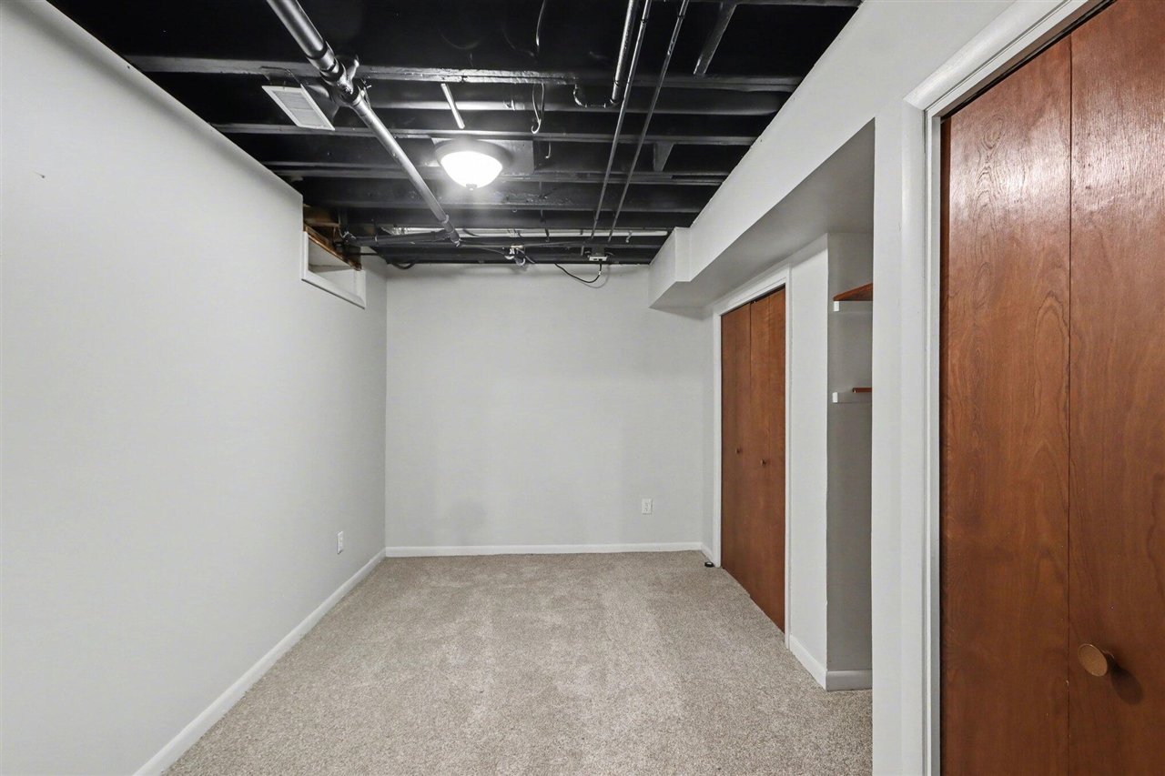 1332 Manor Street, Kalamazoo, MI, 49006