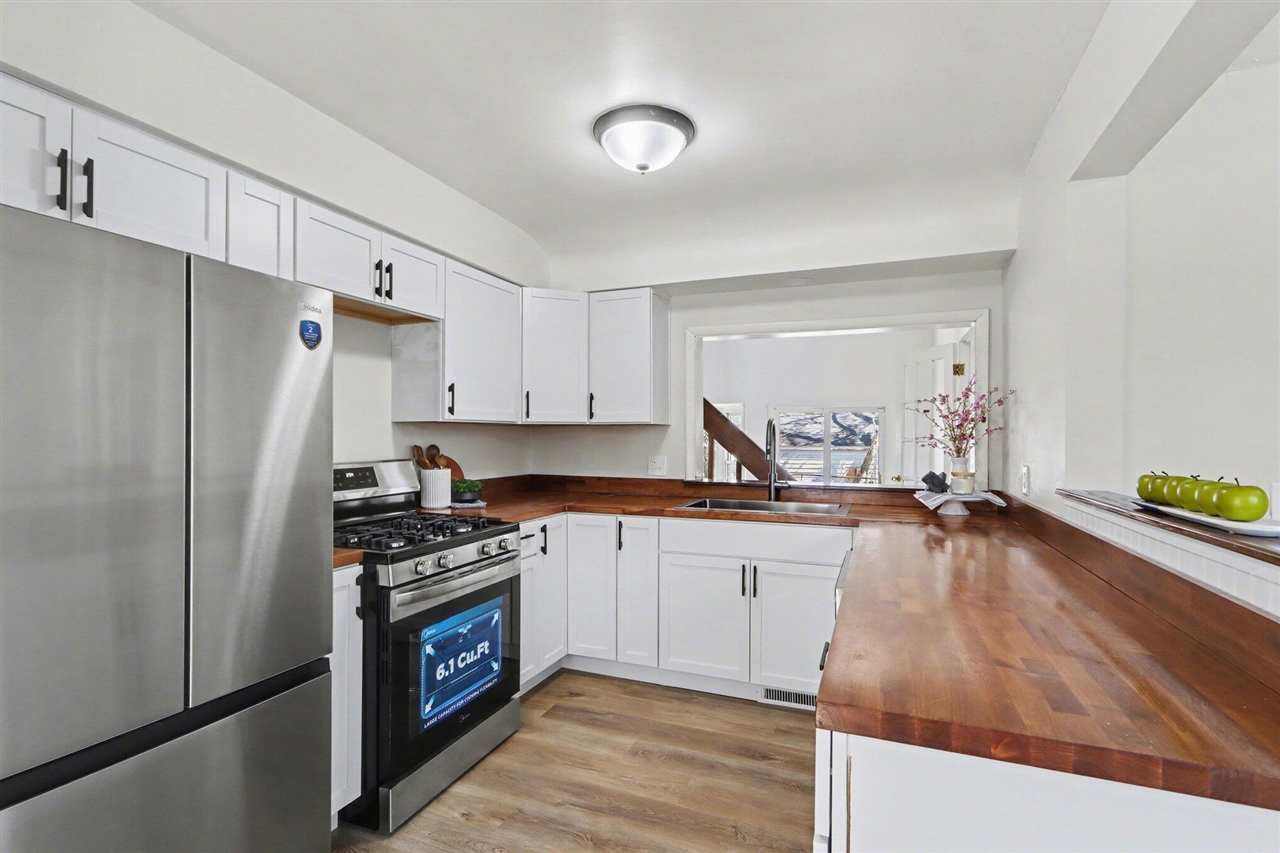 1332 Manor Street, Kalamazoo, MI, 49006