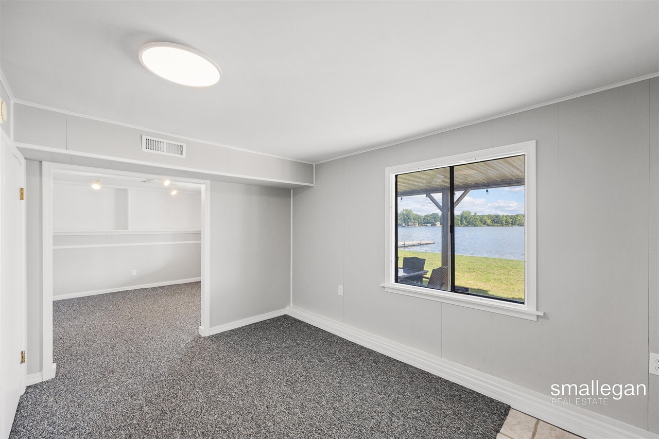 8884 Suwanee Trail, Howard City, MI, 49329