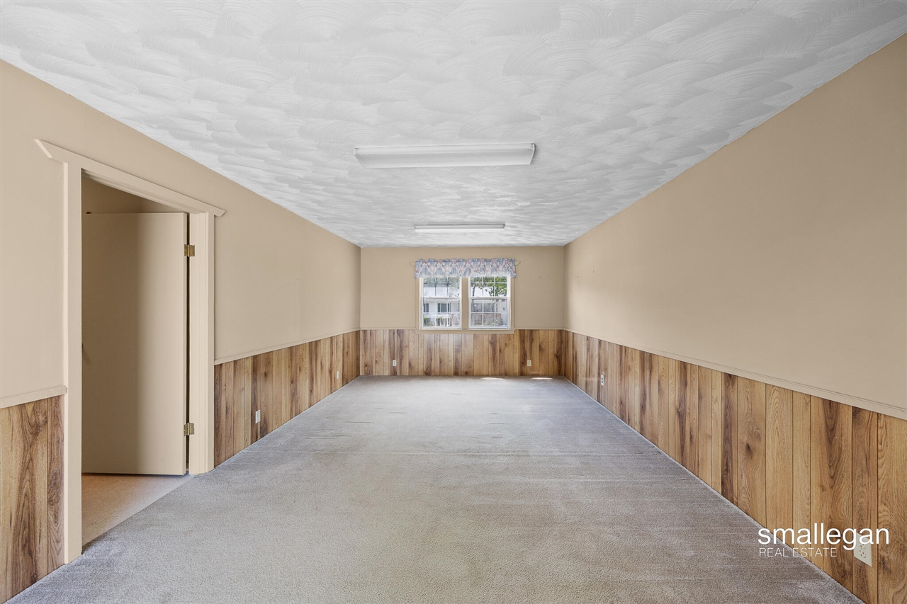 8884 Suwanee Trail, Howard City, MI, 49329