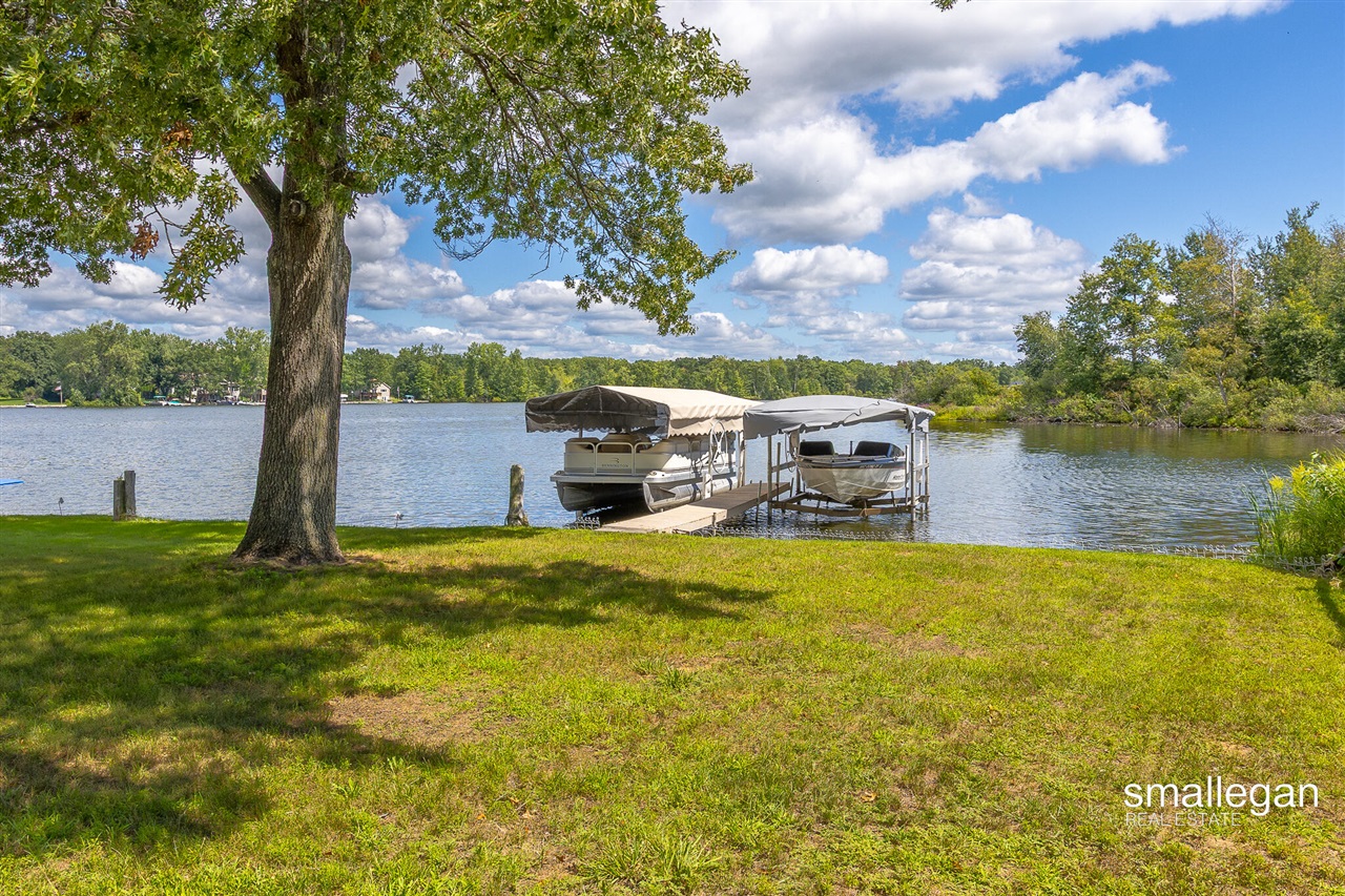 8884 Suwanee Trail, Howard City, MI, 49329