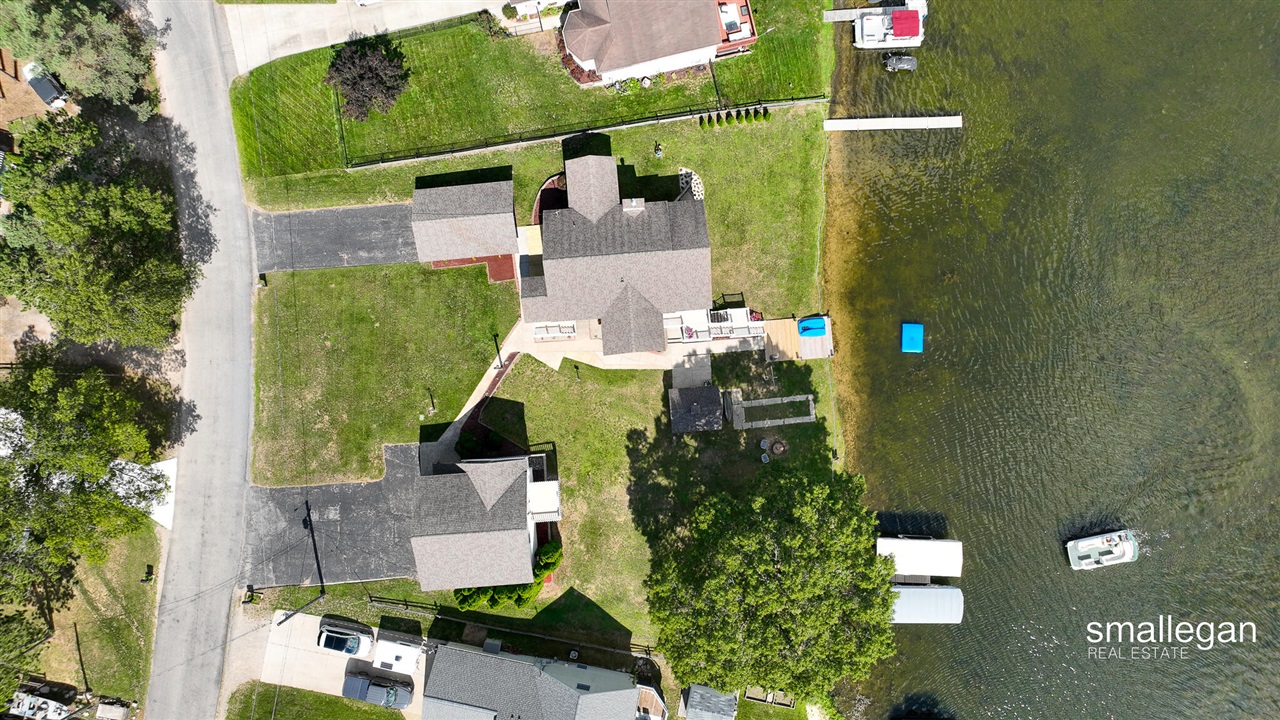 8884 Suwanee Trail, Howard City, MI, 49329