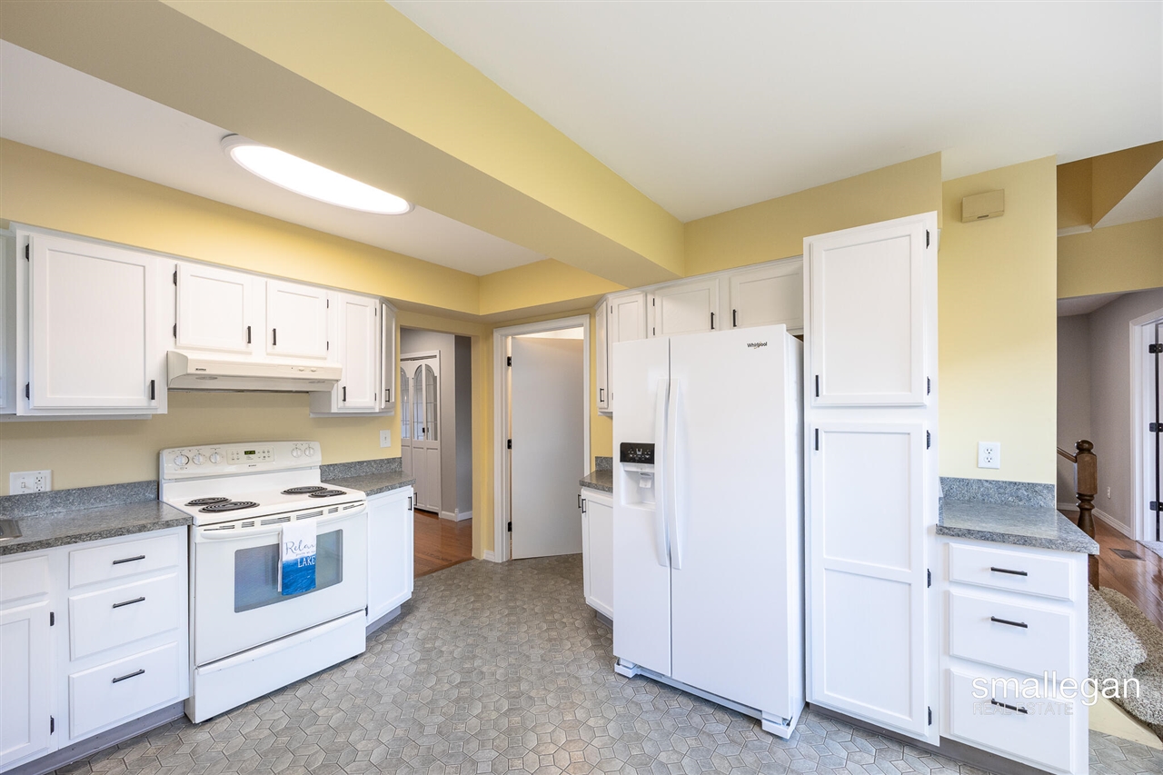 8884 Suwanee Trail, Howard City, MI, 49329