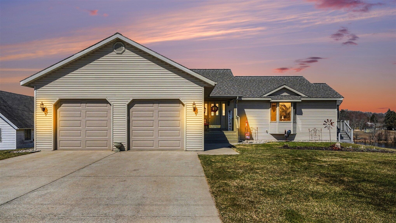 4375 Pleasantview Drive, Gladwin, MI, 48624-9266