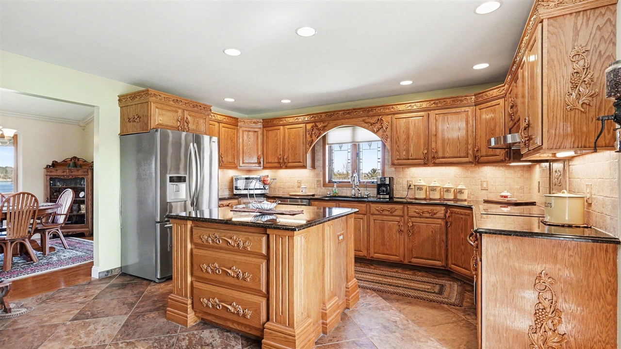 4375 Pleasantview Drive, Gladwin, MI, 48624-9266