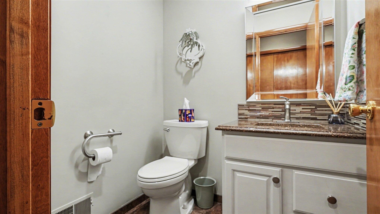 4375 Pleasantview Drive, Gladwin, MI, 48624-9266