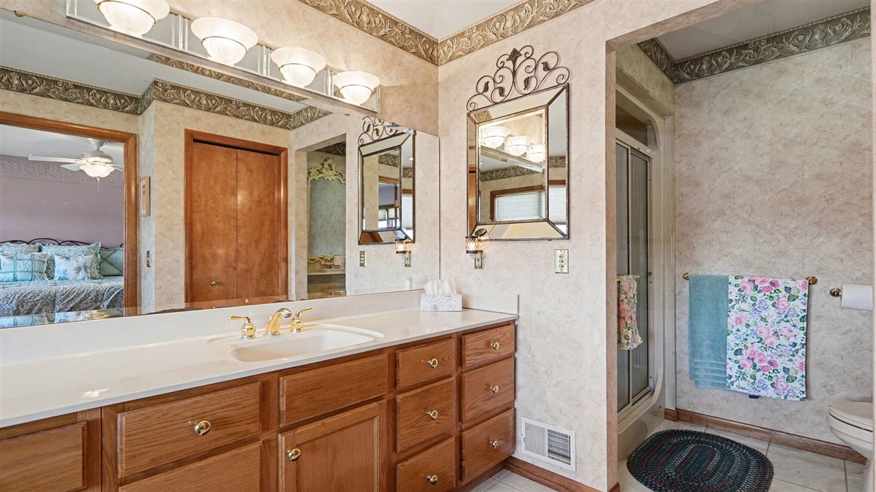 4375 Pleasantview Drive, Gladwin, MI, 48624-9266