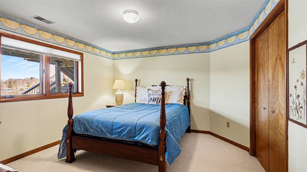 4375 Pleasantview Drive, Gladwin, MI, 48624-9266