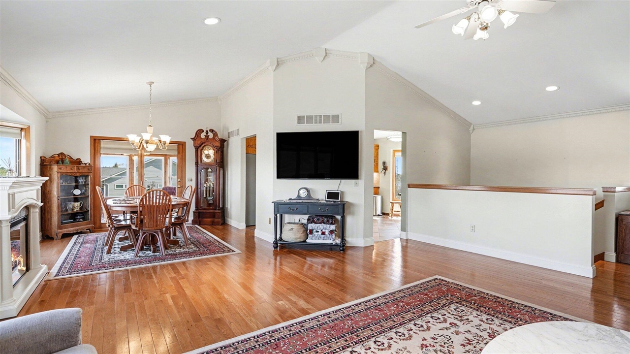 4375 Pleasantview Drive, Gladwin, MI, 48624-9266
