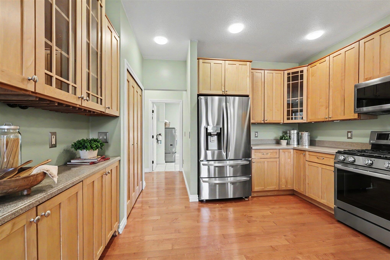 12126 Harvest Drive, Grass Lake, MI, 49240-9446