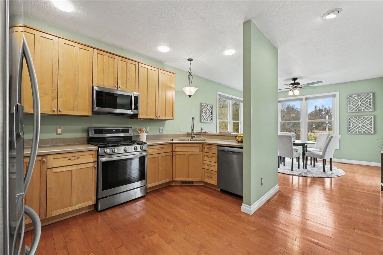 12126 Harvest Drive, Grass Lake, MI, 49240-9446