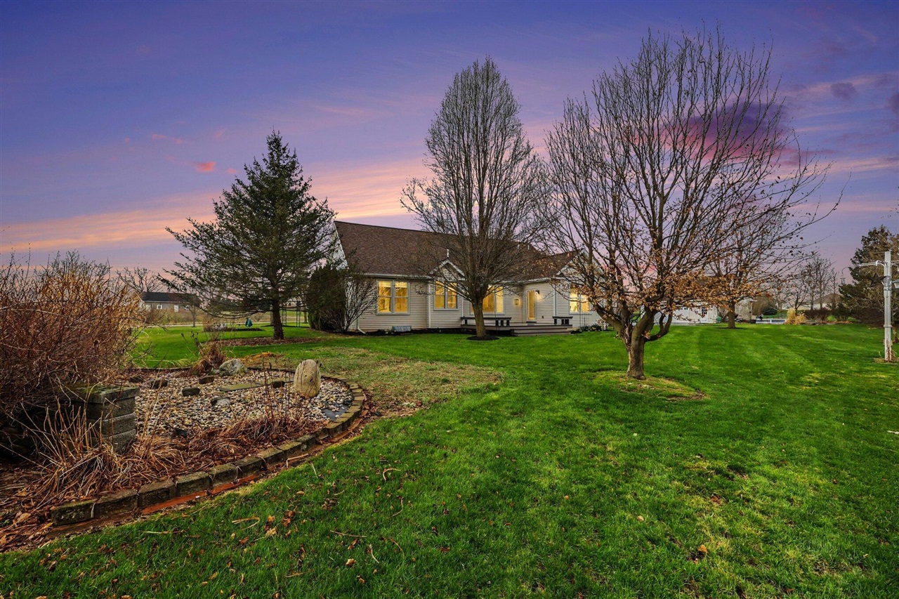 12126 Harvest Drive, Grass Lake, MI, 49240-9446