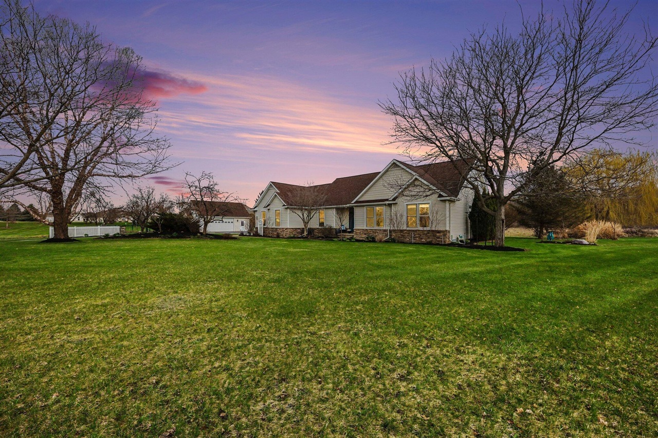 12126 Harvest Drive, Grass Lake, MI, 49240-9446