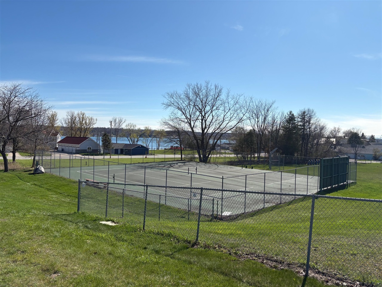 8349 Leecrest Boulevard, Onekama, MI, 49675-46675