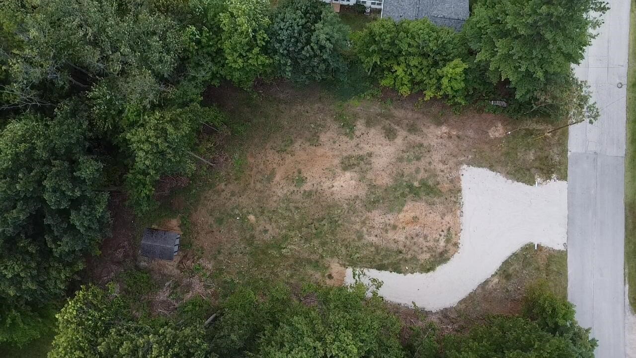 8349 Leecrest Boulevard, Onekama, MI, 49675-46675