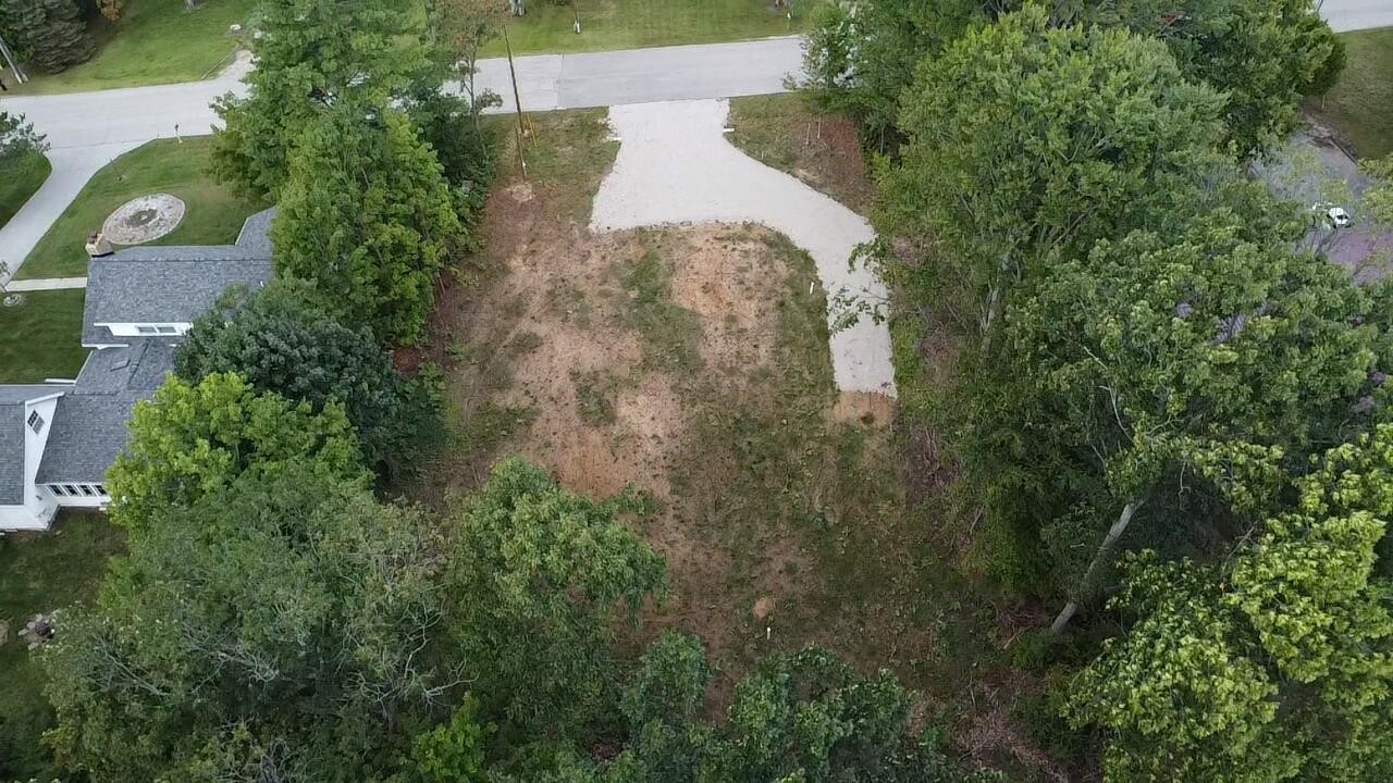 8349 Leecrest Boulevard, Onekama, MI, 49675-46675