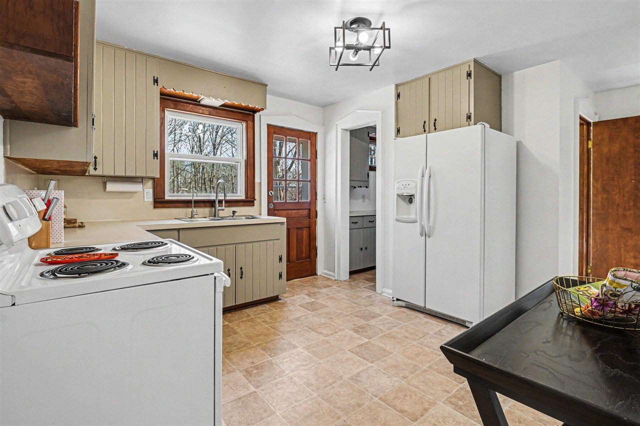 1116 N 6th Street, Kalamazoo, MI, 49009-8513