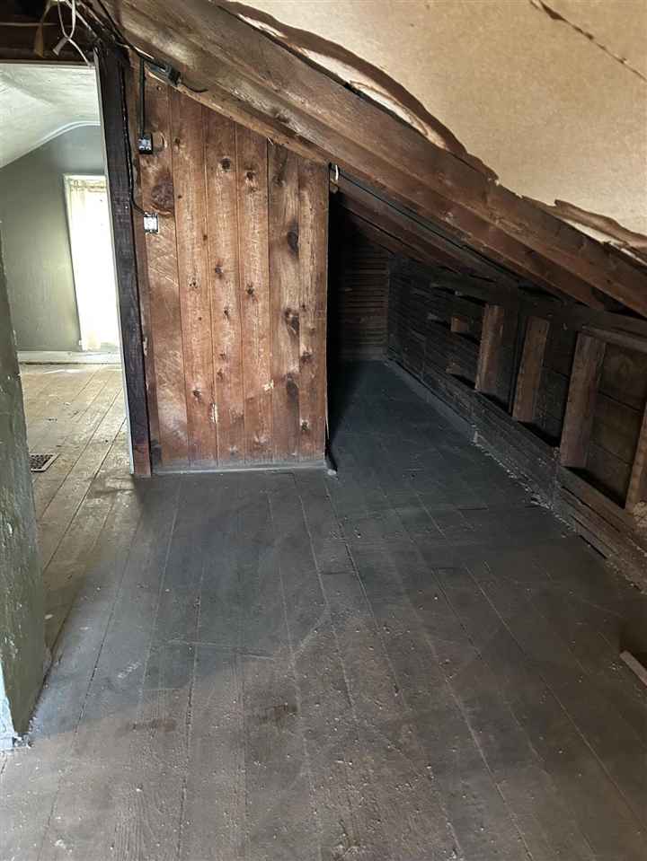 203 W 9th Street, Holland, MI, 49423