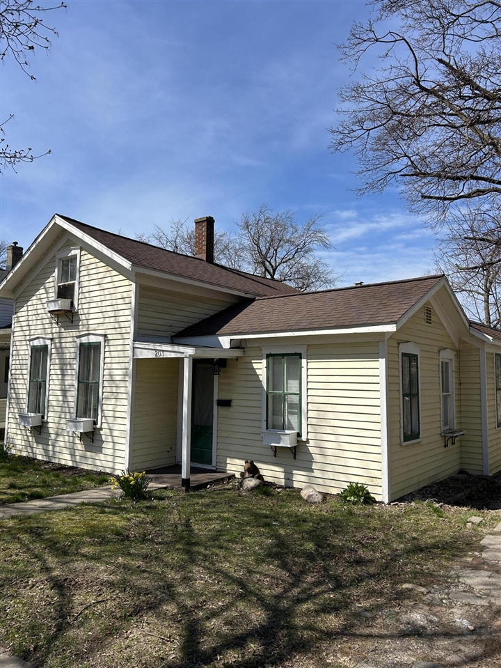 203 W 9th Street, Holland, MI, 49423