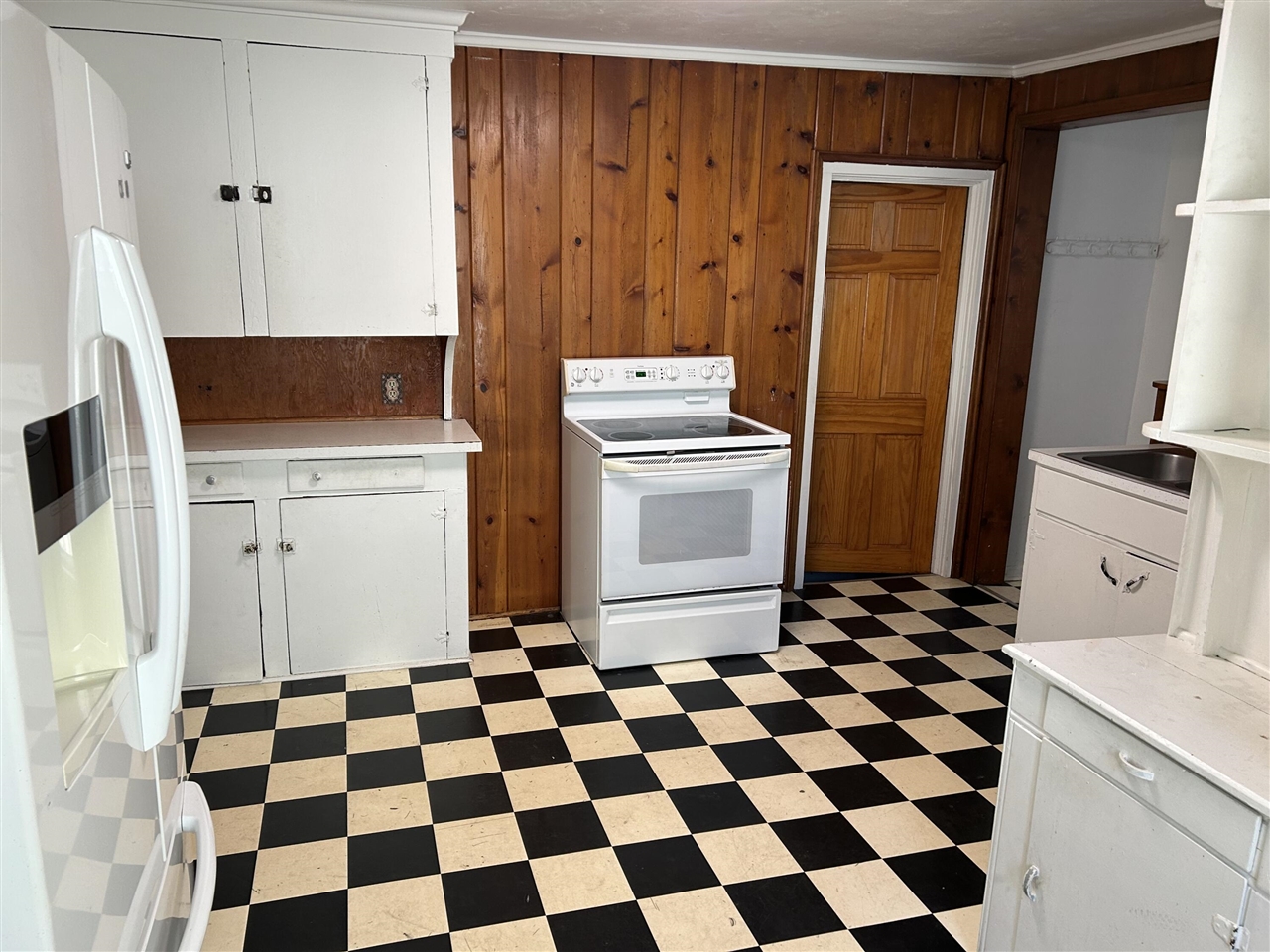 203 W 9th Street, Holland, MI, 49423