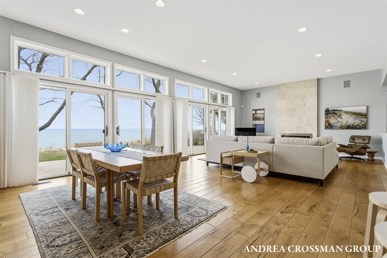 6129 Lakeshore Avenue, West Olive, MI, 49460-9186