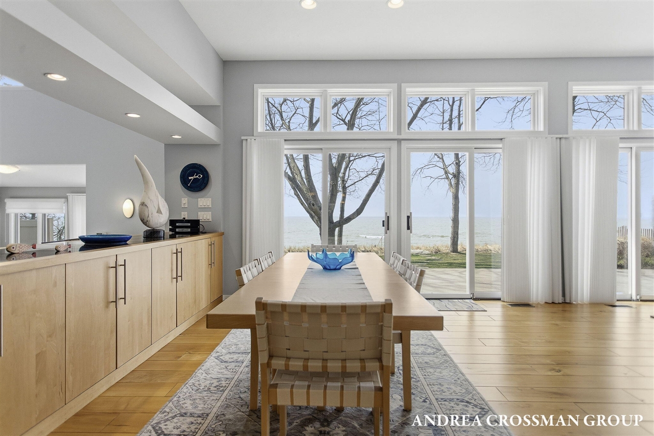 6129 Lakeshore Avenue, West Olive, MI, 49460-9186