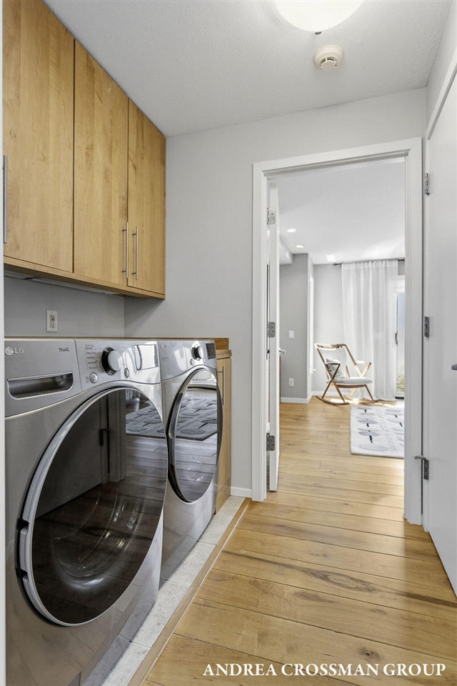 6129 Lakeshore Avenue, West Olive, MI, 49460-9186