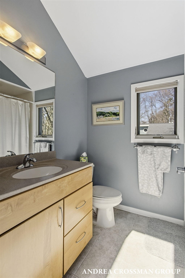 6129 Lakeshore Avenue, West Olive, MI, 49460-9186