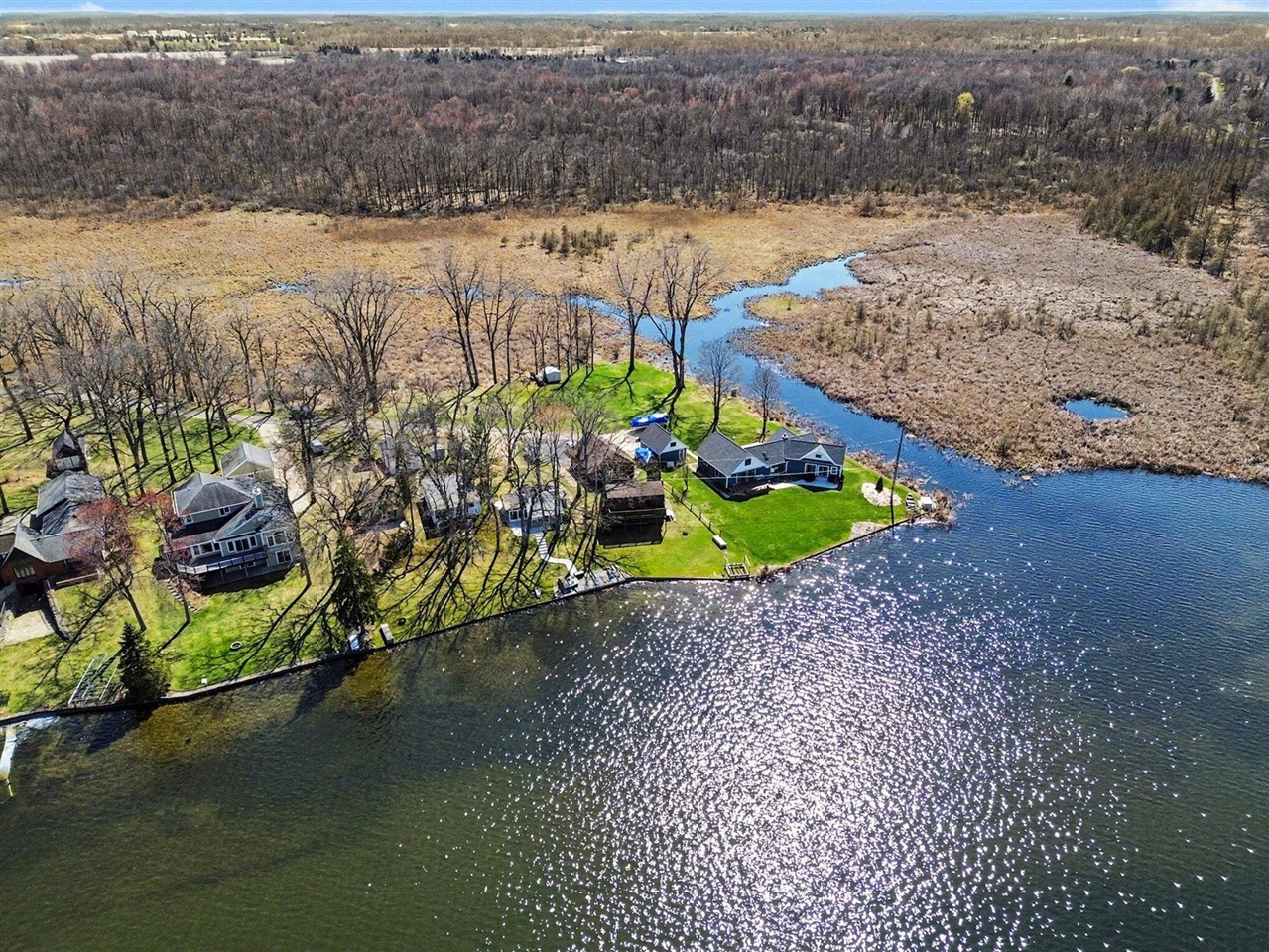 8945 Mott Drive, Jackson, MI, 49201-9230