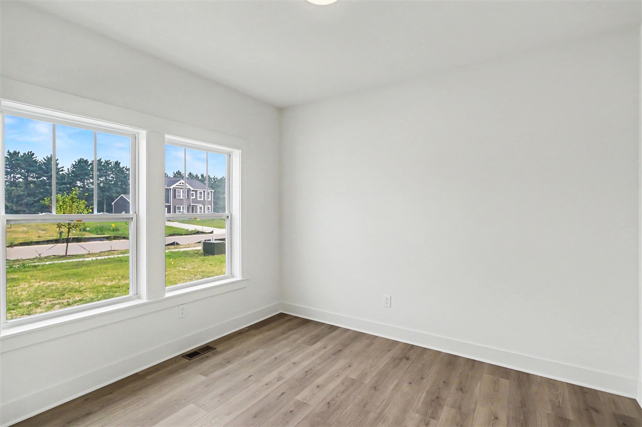 3rd image of 5085 Buxton Trl, Kalamazoo, MI 49009 | MLS# 70524101
