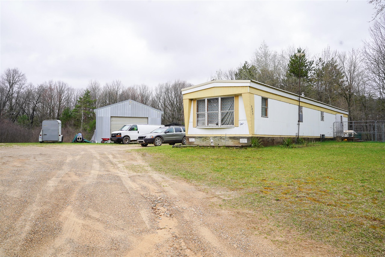 8893 E Sanders Road, Vestaburg, MI, 48891-9505