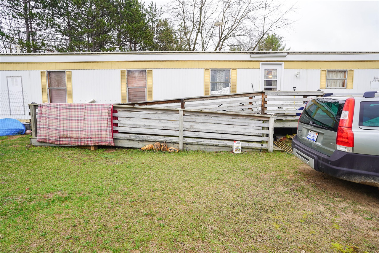 8893 E Sanders Road, Vestaburg, MI, 48891-9505