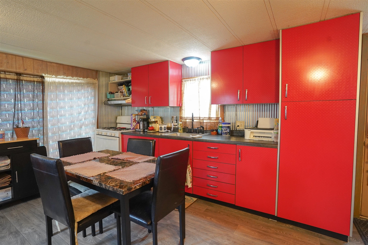 8893 E Sanders Road, Vestaburg, MI, 48891-9505