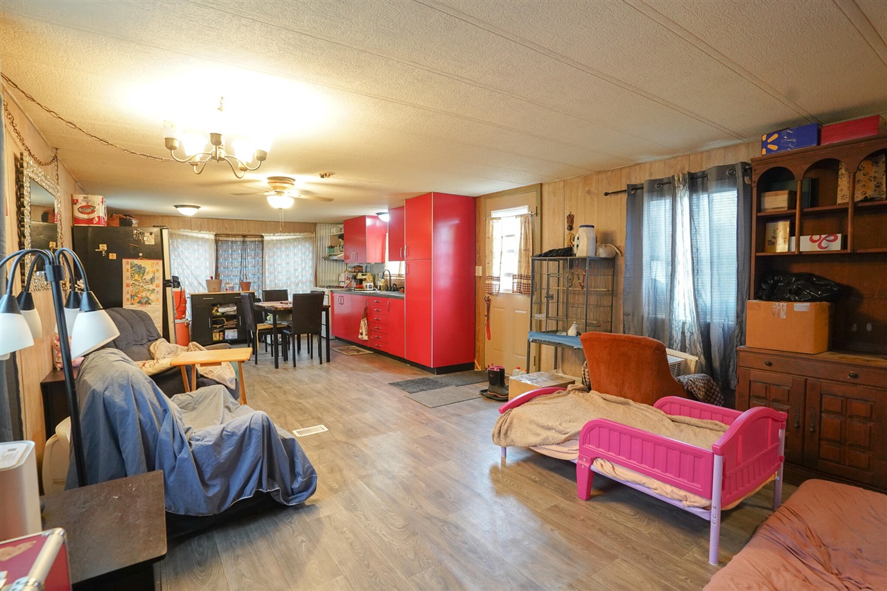 8893 E Sanders Road, Vestaburg, MI, 48891-9505