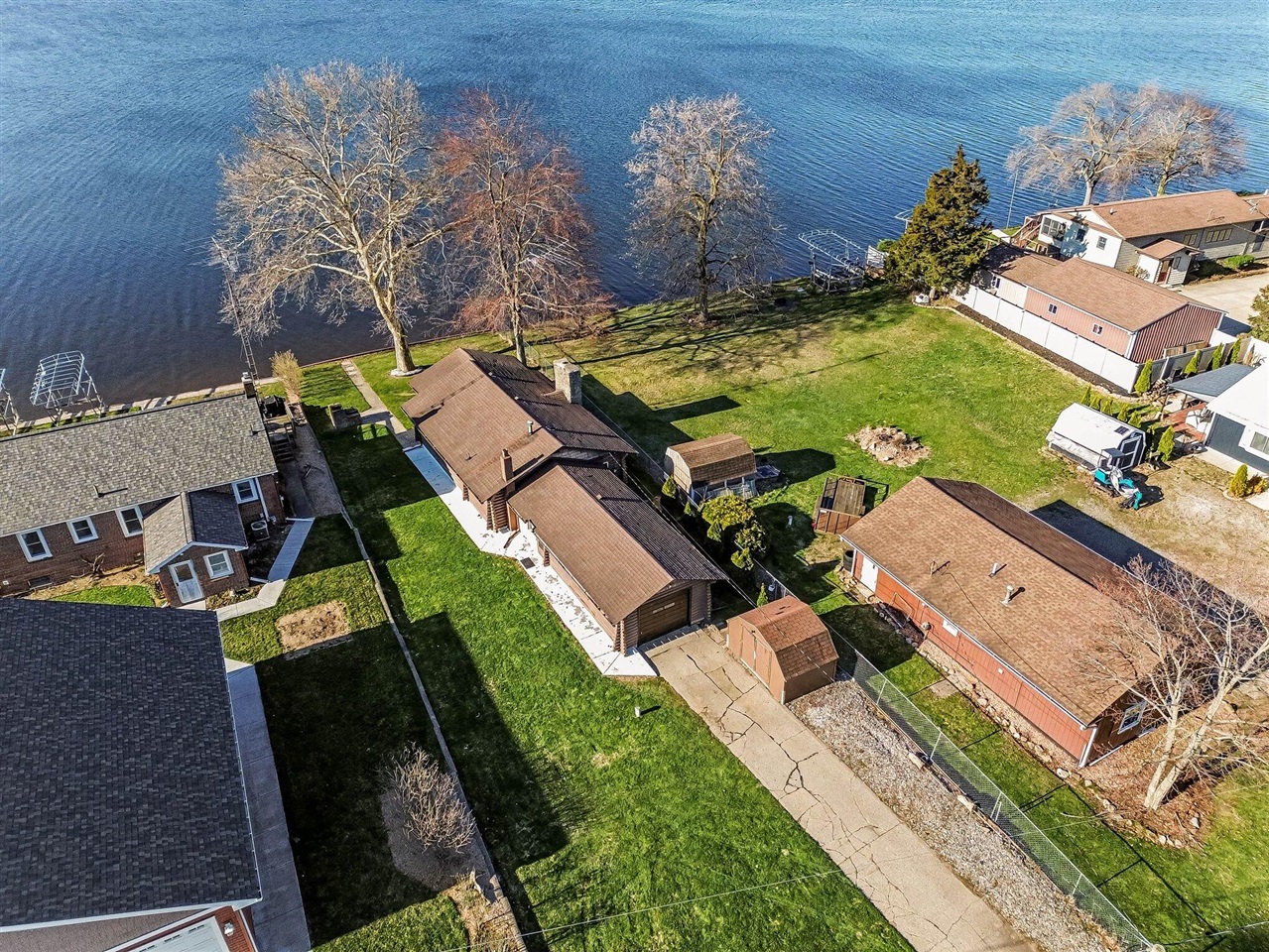 441 Jefferson Drive, Michigan Center, MI, 49254-1426