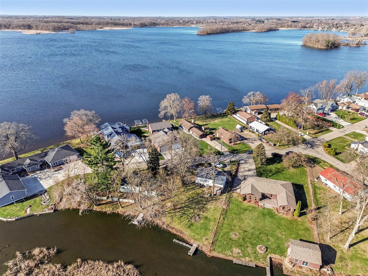 441 Jefferson Drive, Michigan Center, MI, 49254-1426