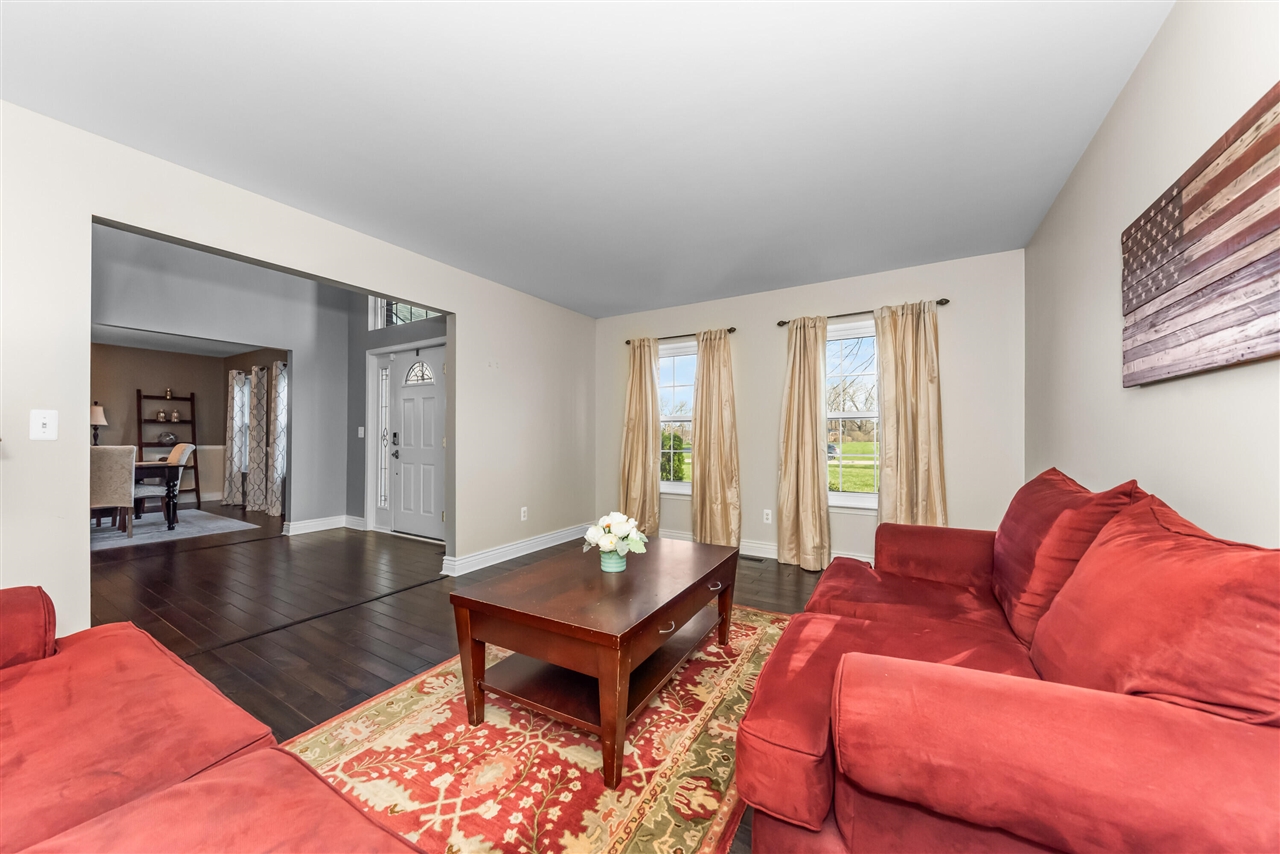 6801 N Meadows Way, Dexter, MI, 48130-8635